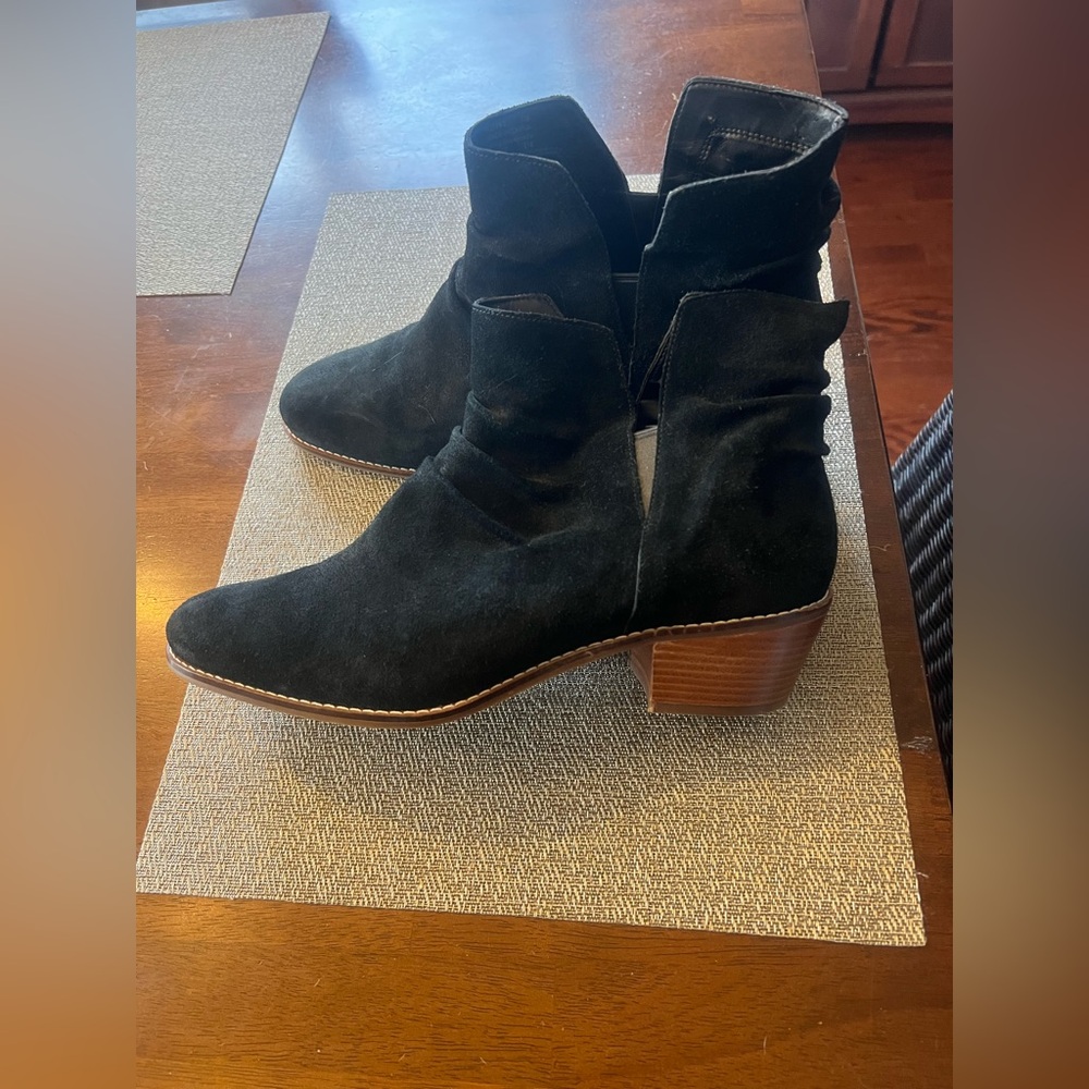 Cole Haan‎ leather boots